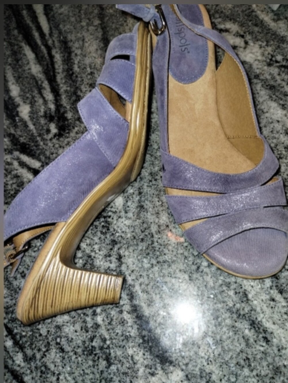 Softspots lavender sandals leather upper, size 11, great condition, wood Heel